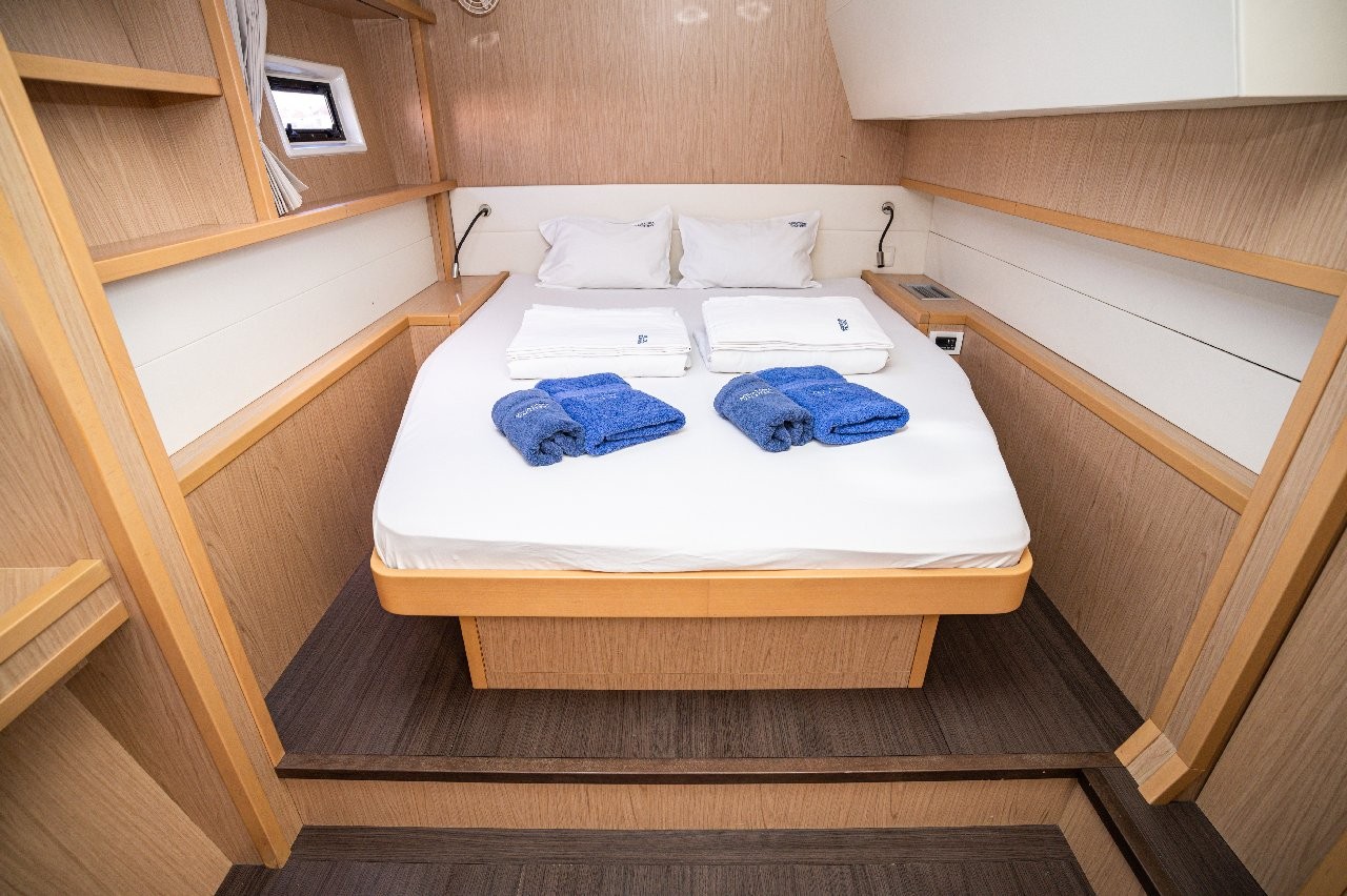 Lagoon 52 F, Jessy | Yacht Charter Croatia