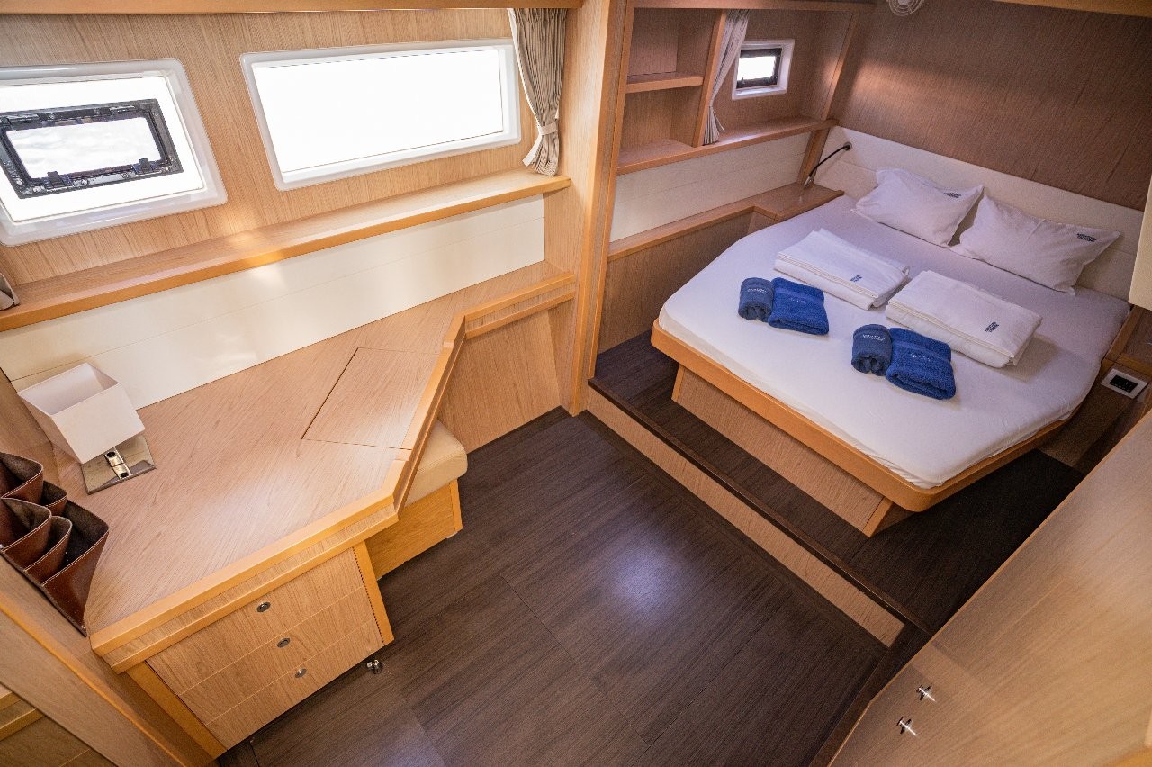 Lagoon 52 F, Jessy | Yacht Charter Croatia