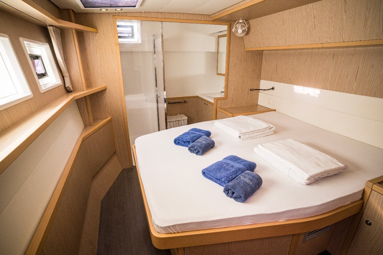 Lagoon 52 F, Jessy | Yacht Charter Croatia