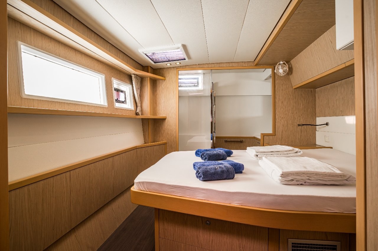 Lagoon 52 F, Jessy | Yacht Charter Croatia