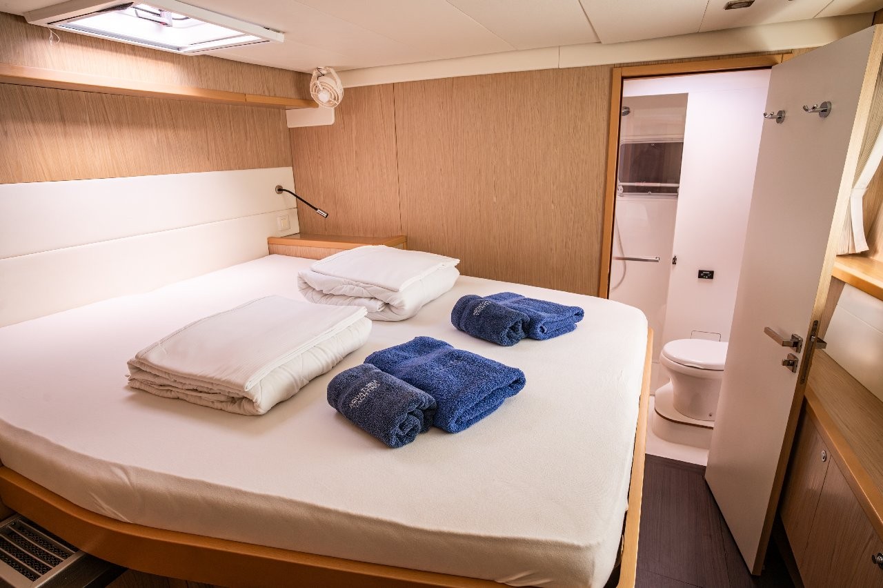 Lagoon 52 F, Jessy | Yacht Charter Croatia