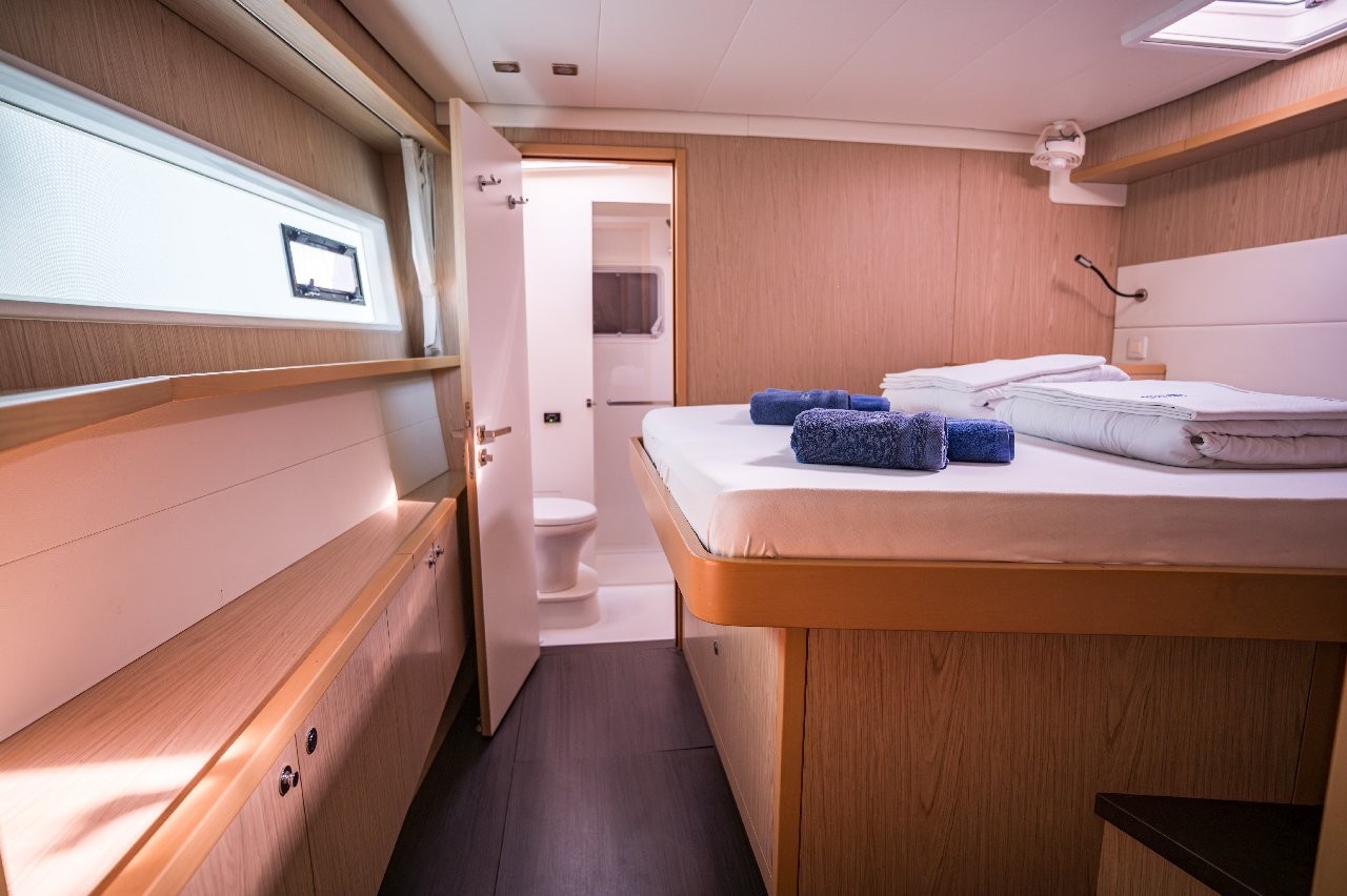 Lagoon 52 F, Jessy | Yacht Charter Croatia