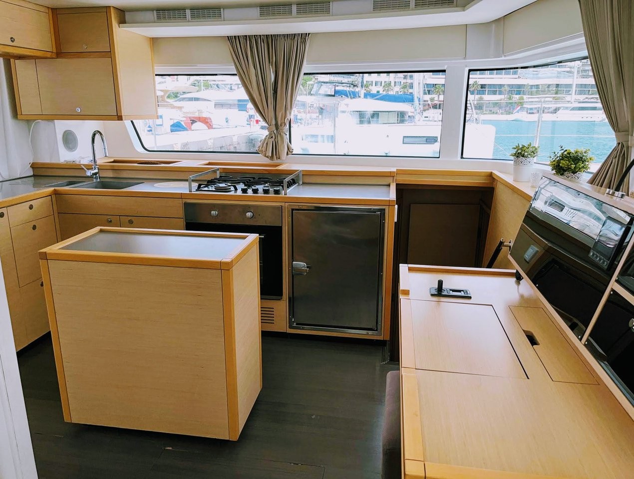 Lagoon 52, Adriatic Star | Yachtcharter Kroatien