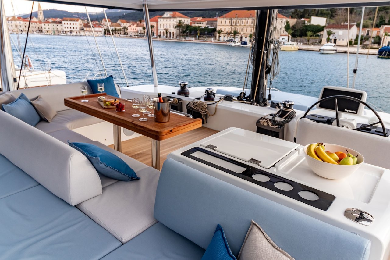 Lagoon 55, Agenda 55 | Yacht Charter Croatia