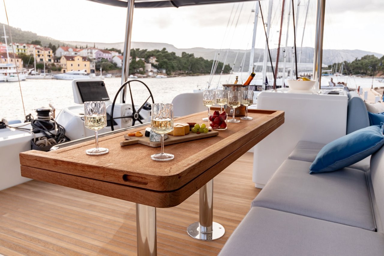 Lagoon 55, Agenda 55 | Yacht Charter Croatia