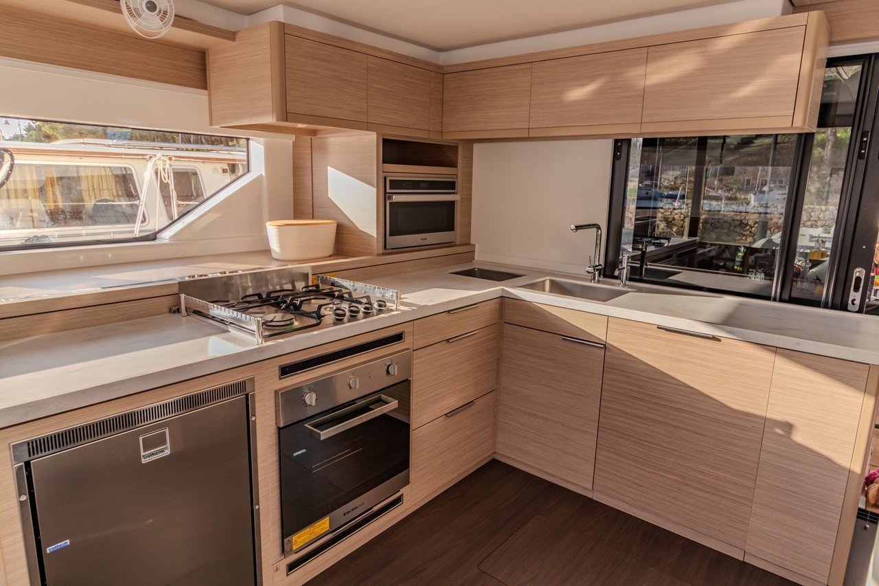 Lagoon 55, Agenda 55 | Yacht Charter Croatia