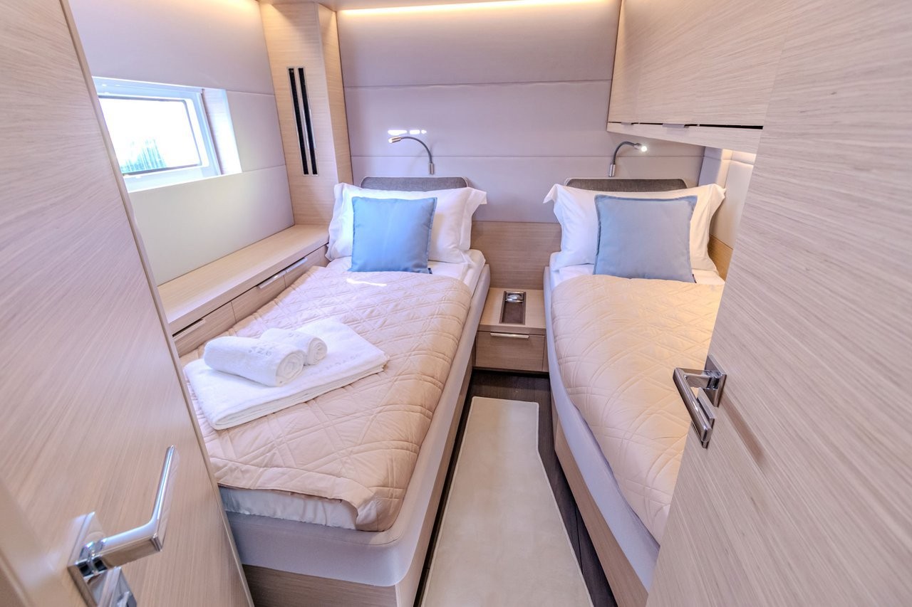 Lagoon 55, Agenda 55 | Yacht Charter Croatia