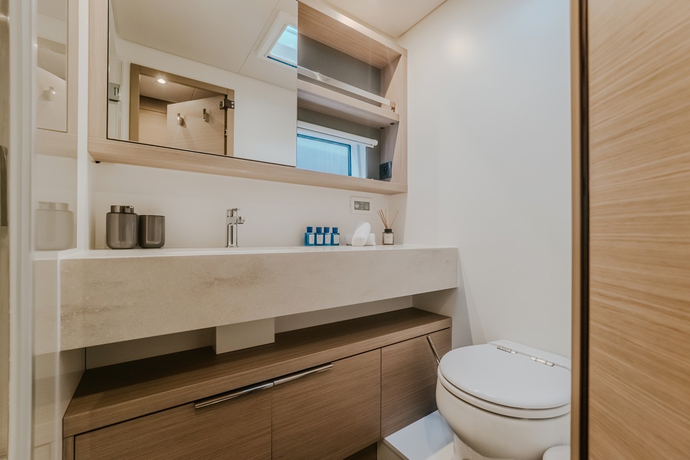 Lagoon 55, Tri Wing | Yacht Charter Croatia