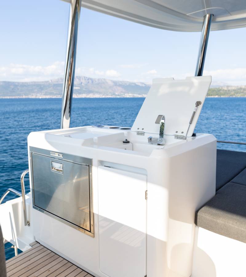 Lagoon 55, Artisan | Yacht Charter Croatia