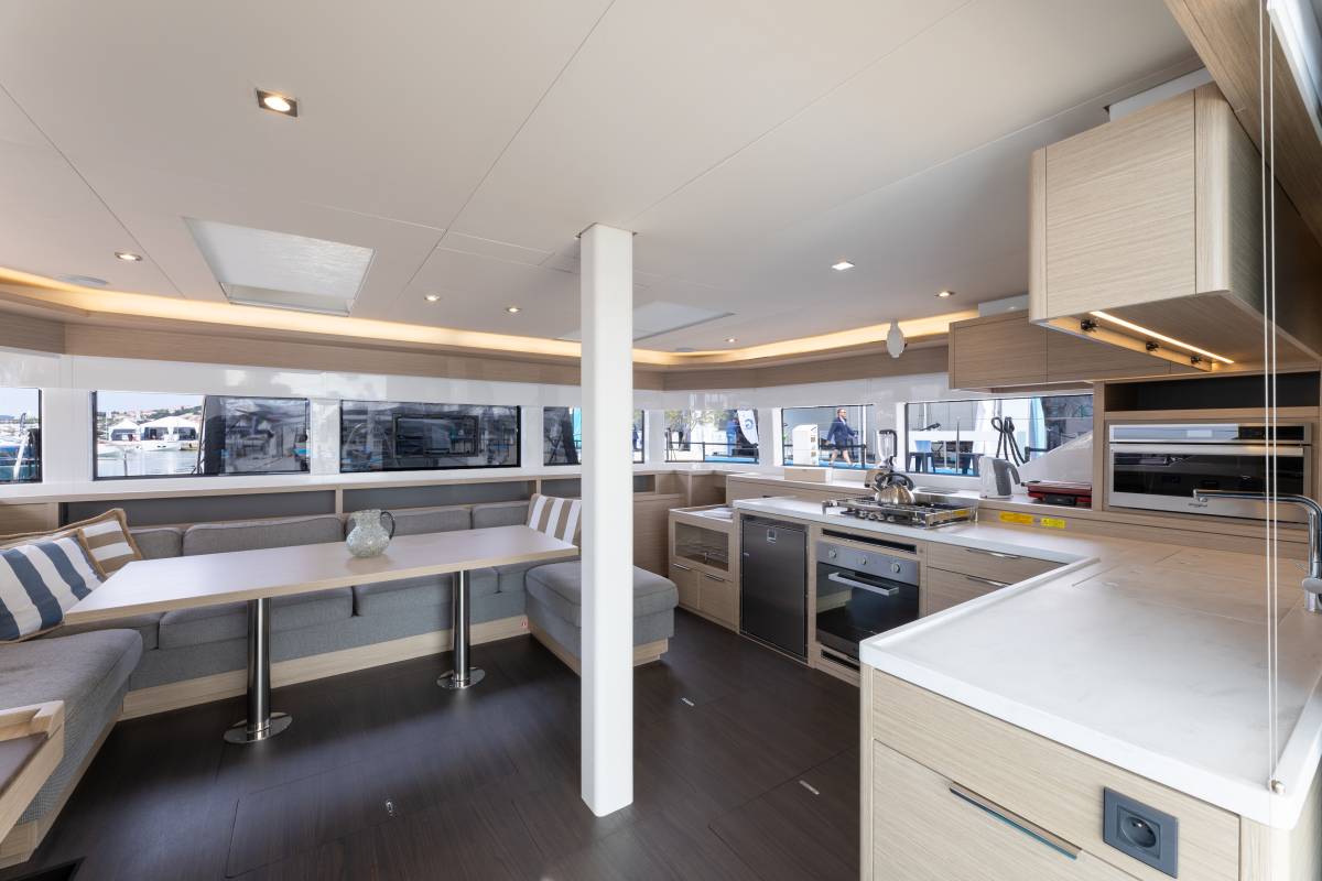 Lagoon 55, Artisan | Yacht Charter Croatia