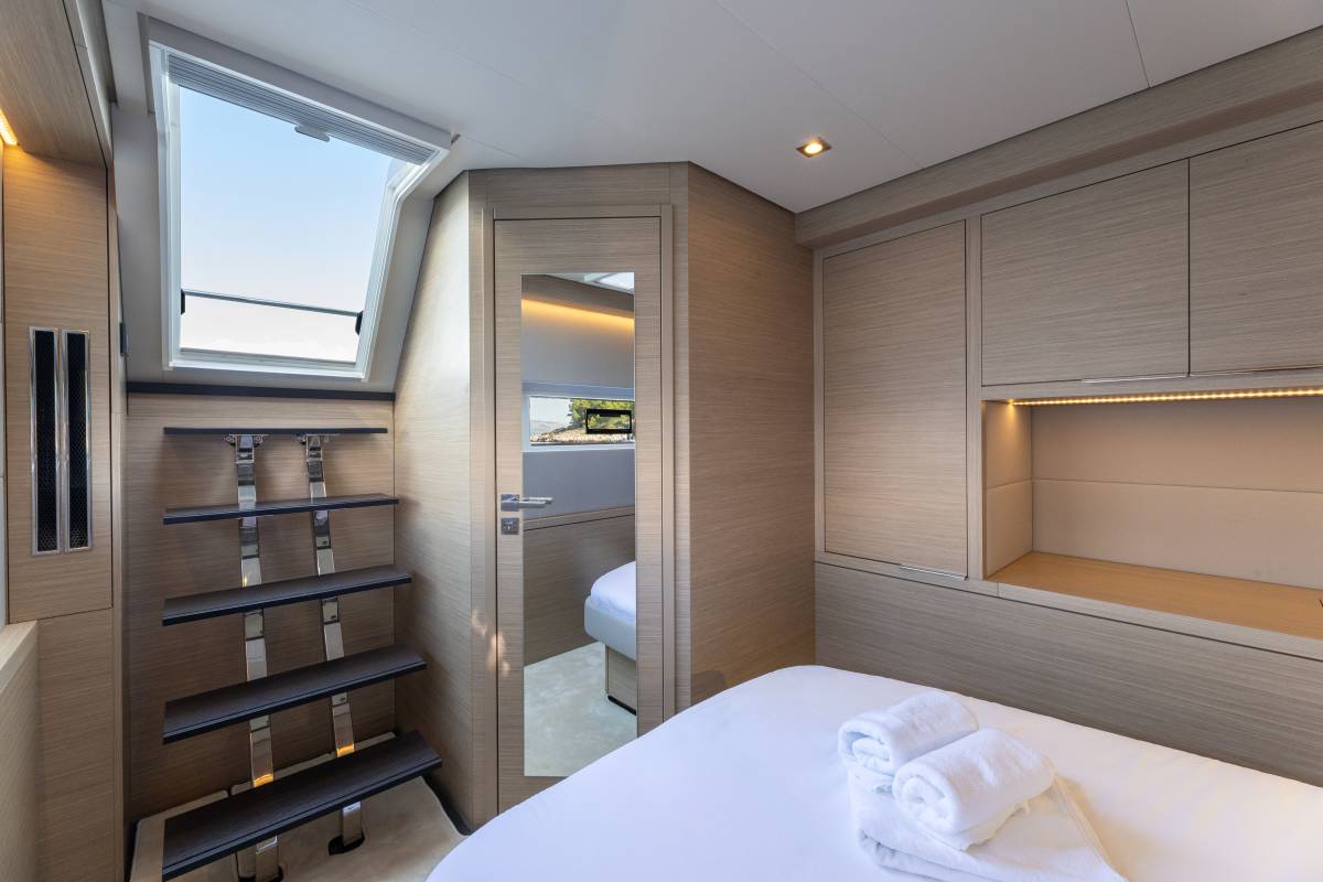 Lagoon 55, Artisan | Yacht Charter Croatia