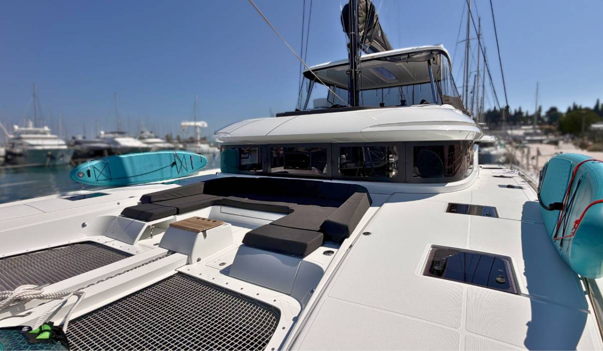 Lagoon 55, New | Yacht Charter Croatia