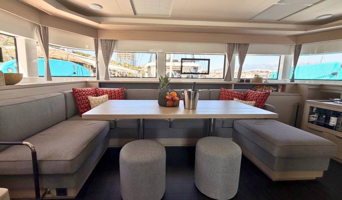 Lagoon 55, New | Yacht Charter Croatia