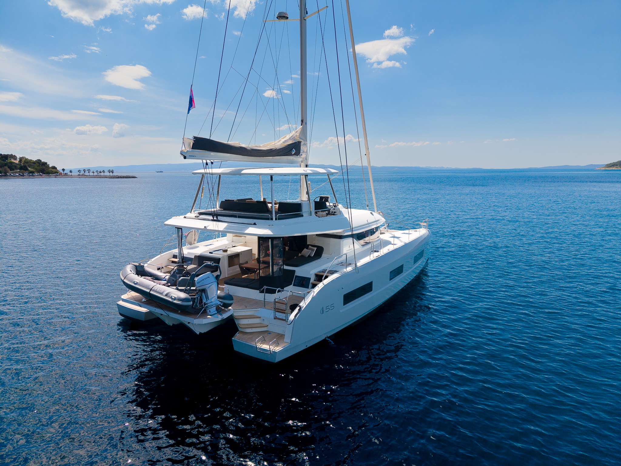 Lagoon 55, Champagne Please | Noleggio di Yacht Croazia