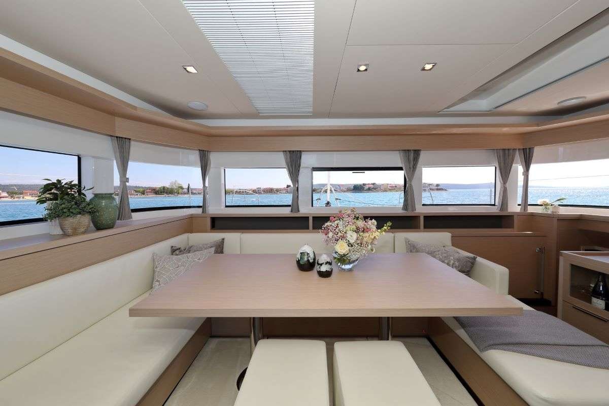 Lagoon 55, Champagne Please | Yacht Charter Croatia