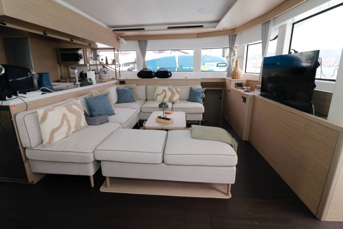 Lagoon 60, Princess Karla | Yacht Charter Croatia