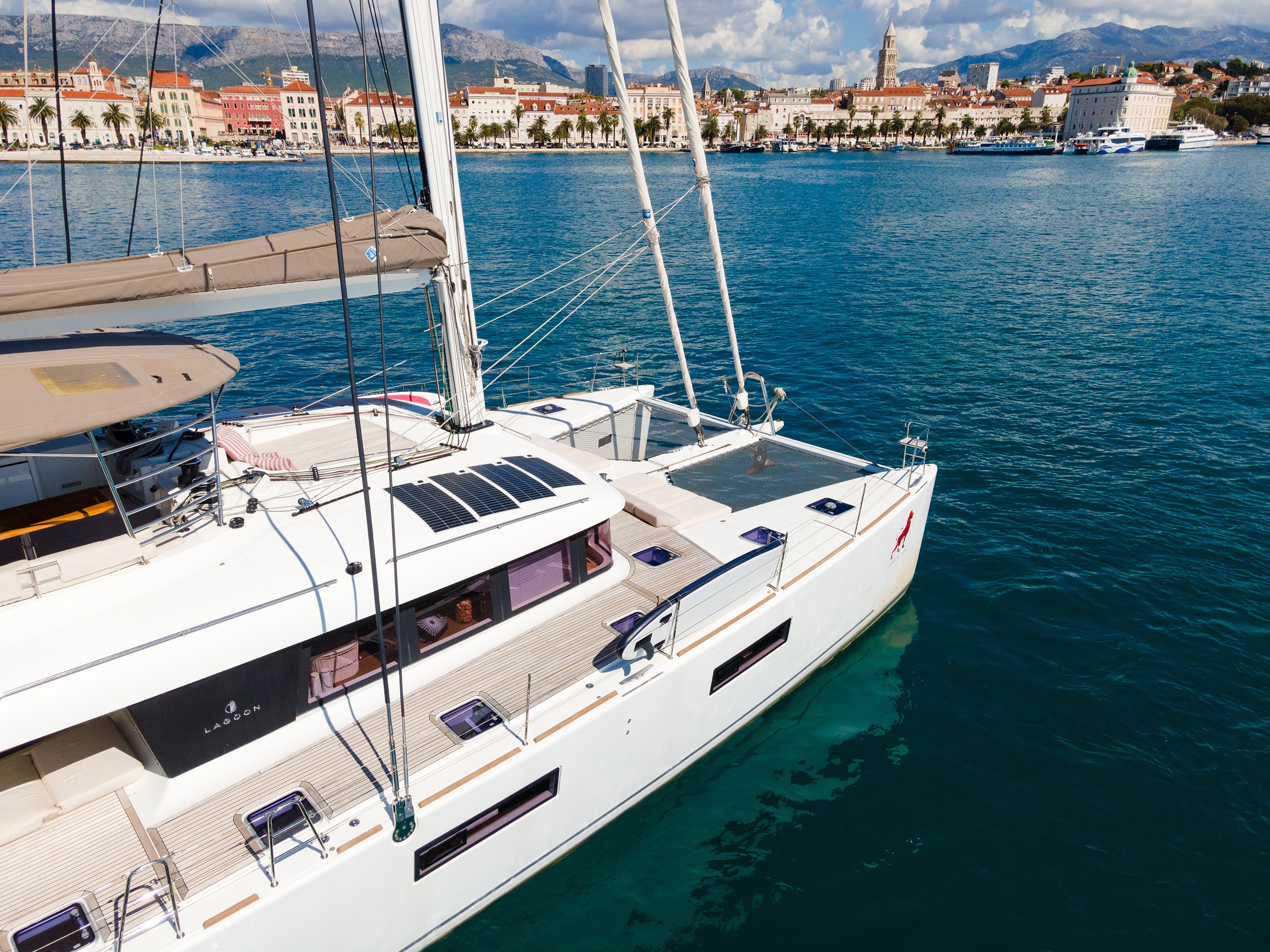 Lagoon 620, Adriatic Lion | Yacht Charter Croatia