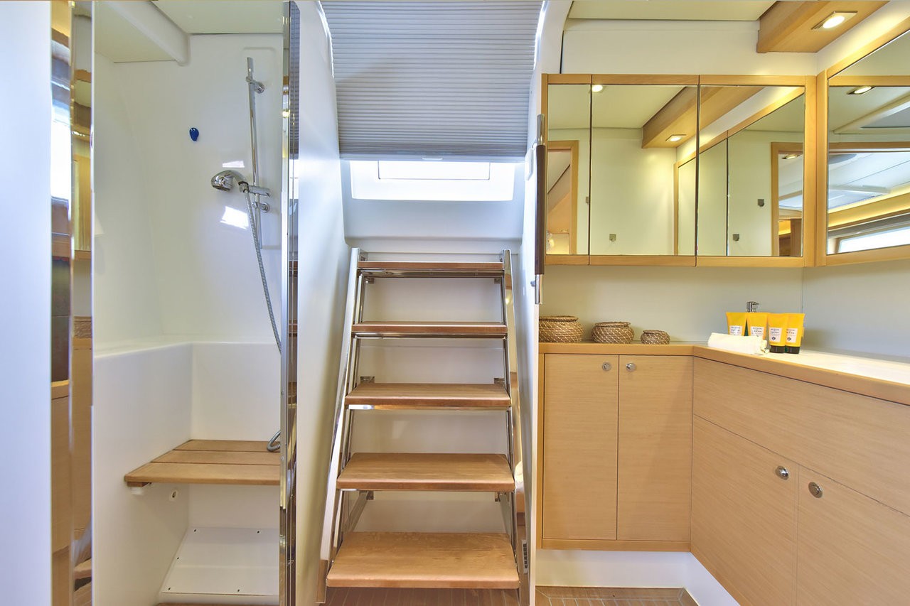 Lagoon 620, Adriatic Lion | Yacht Charter Croatia