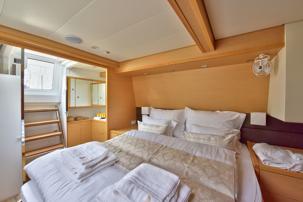 Lagoon 620, Adriatic Lion | Yacht Charter Croatia