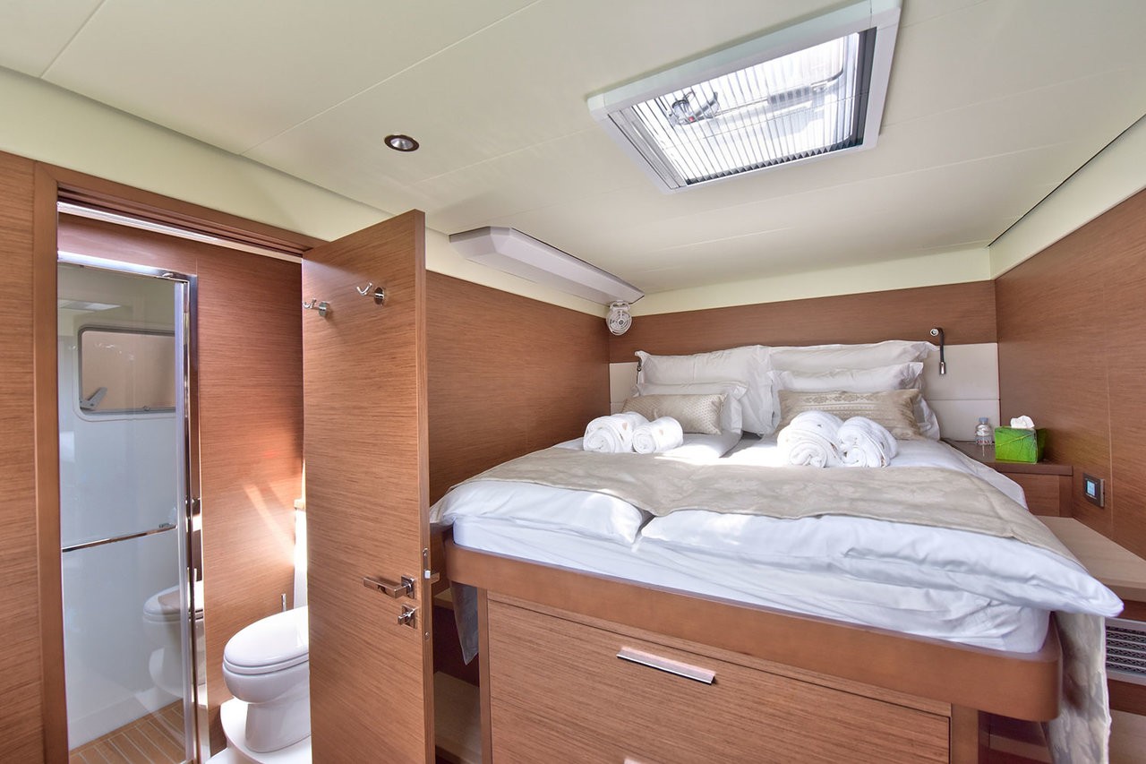 Lagoon 620, Adriatic Lion | Yacht Charter Croatia