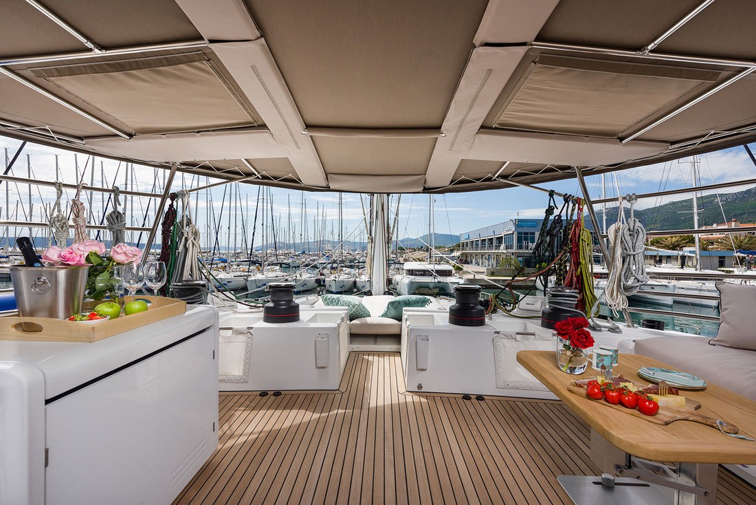 Lagoon 620, Opal | Yacht Charter Croatia