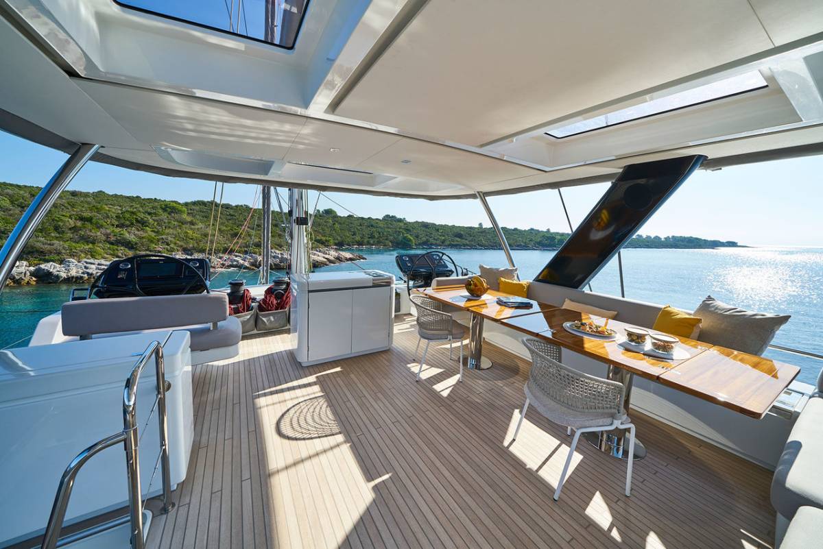 Lagoon 77, Adriatic Dragon | Yacht Charter Croatia