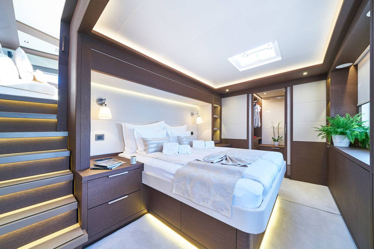 Lagoon 77, Adriatic Dragon | Yacht Charter Croatia