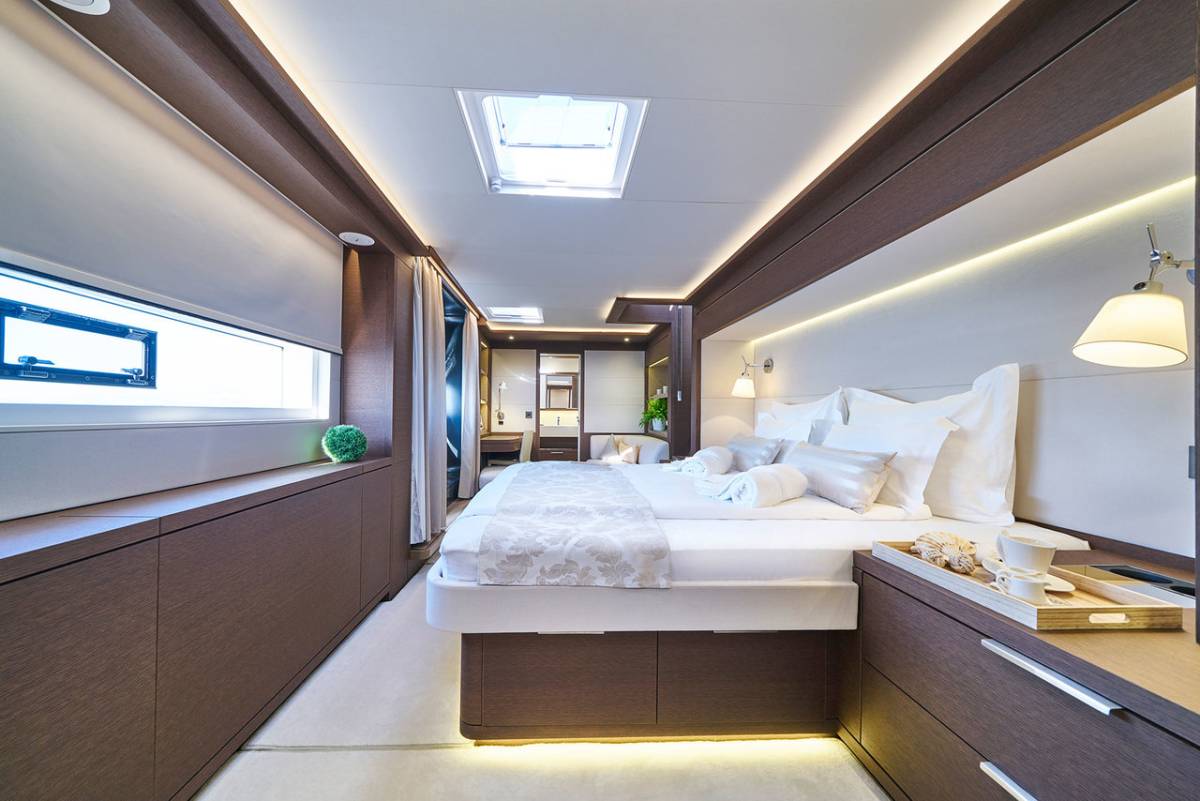 Lagoon 77, Adriatic Dragon | Yacht Charter Croatia