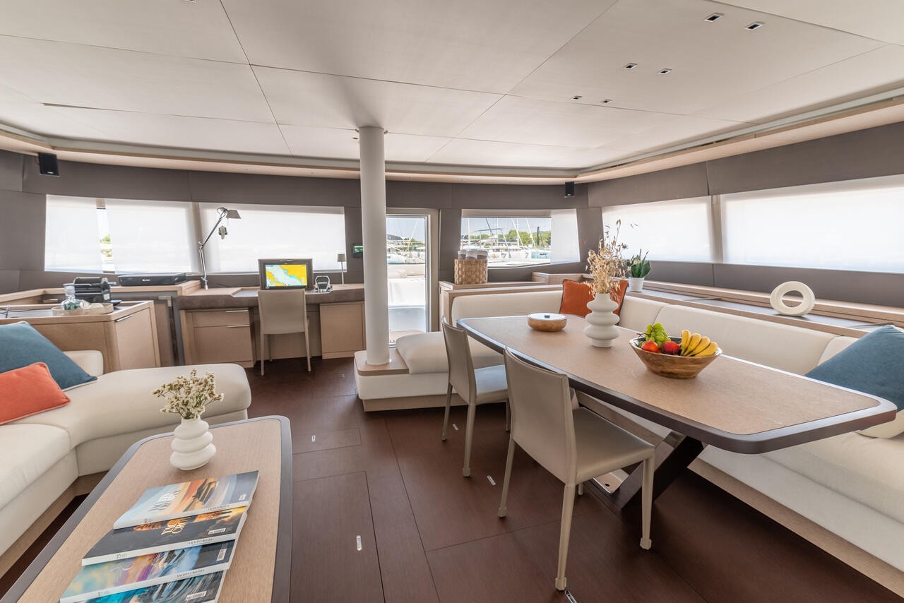 Lagoon Sixty 5, Seaductive Orca | Yacht Charter Croatia