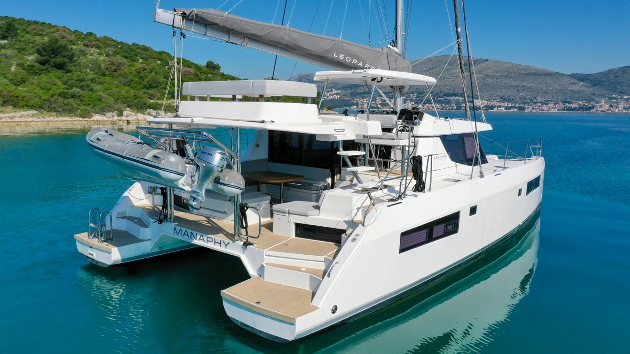 Leopard 45, Manaphy | Yacht Charter Croatia