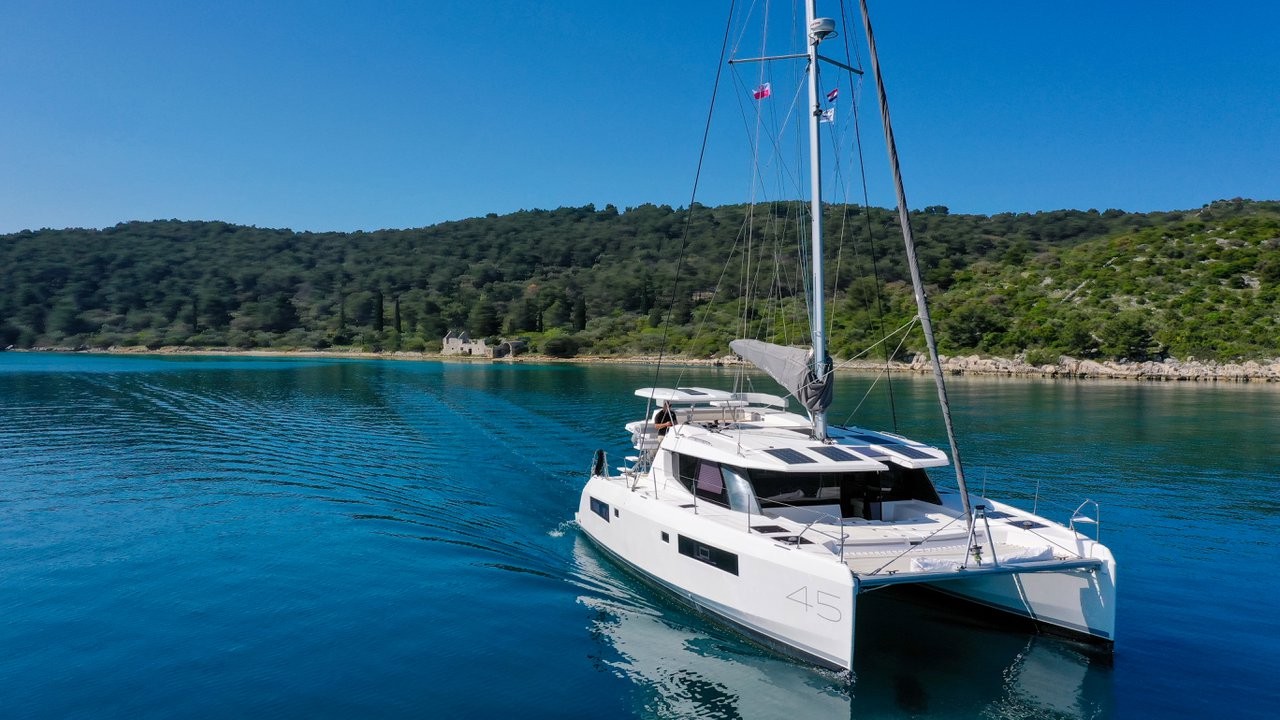Leopard 45, Manaphy | Yacht Charter Croatia