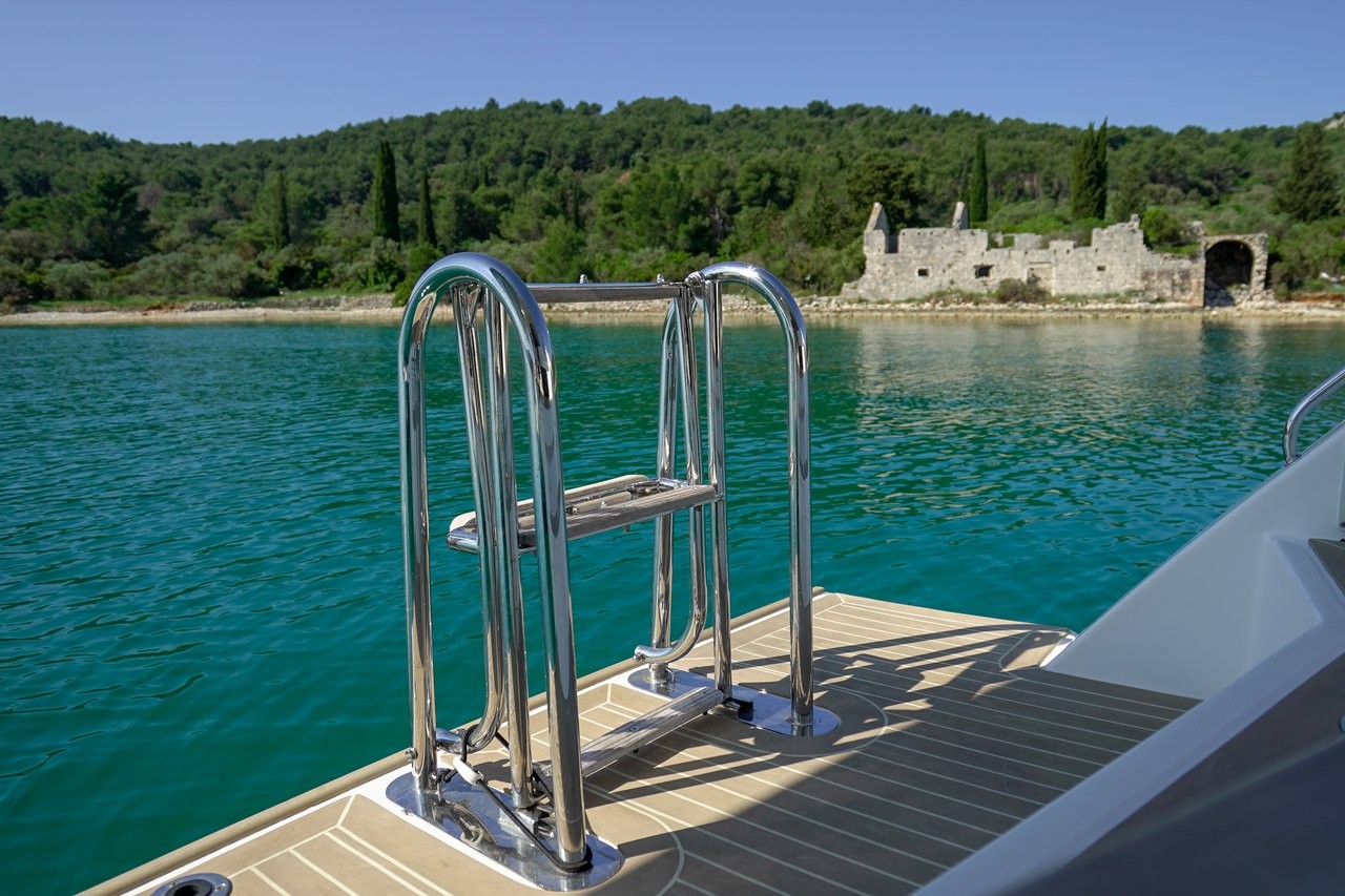 Leopard 45, Manaphy | Yacht Charter Croatia