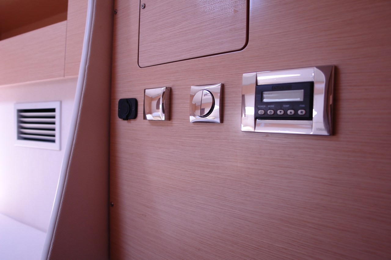 Lipari 41, Argos | Yacht Charter Croatia