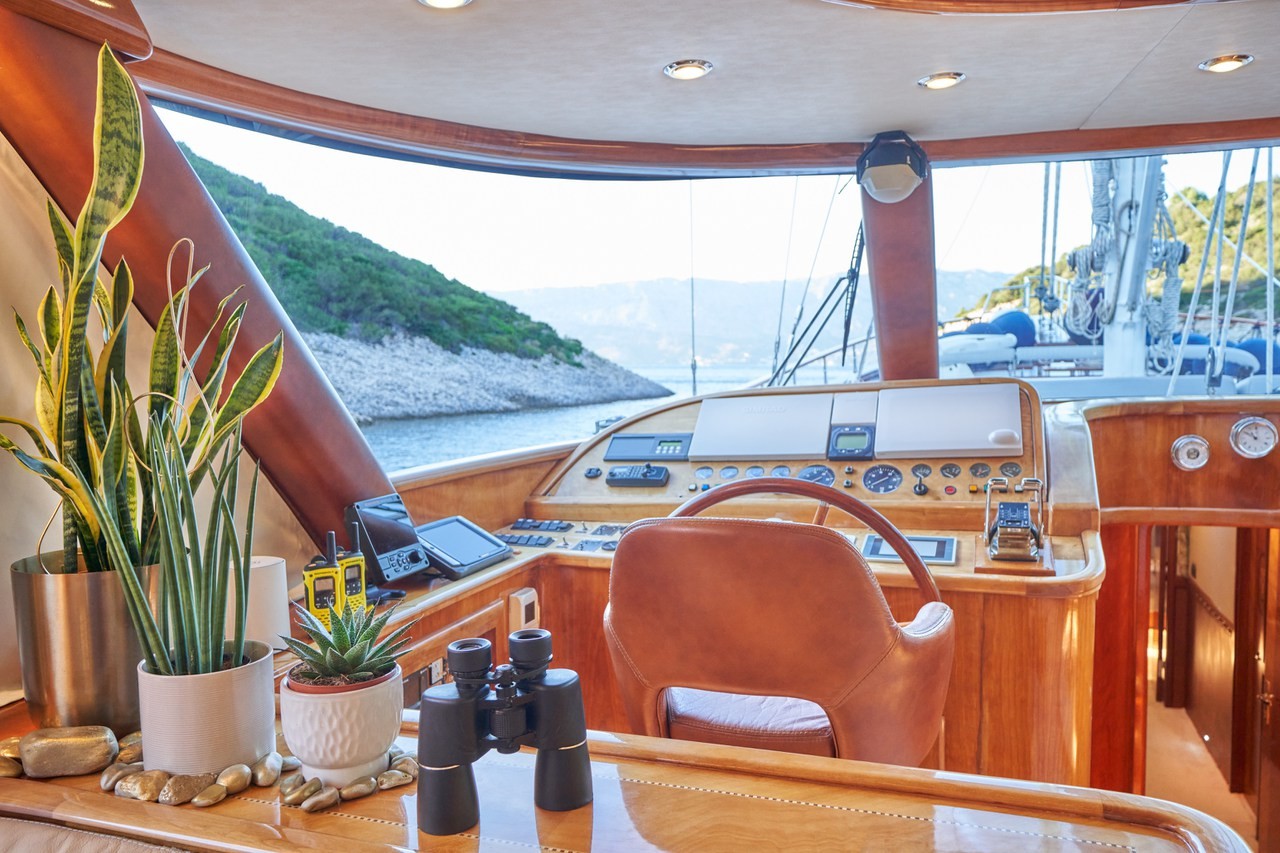 Lotus, Lotus | Yachtcharter Kroatien
