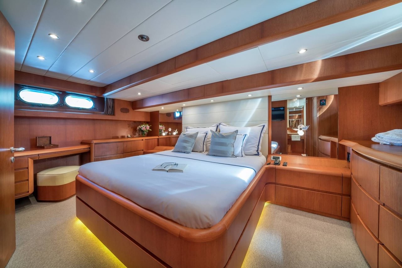 Maiora 20S, Jantar | Yacht Charter Croatia
