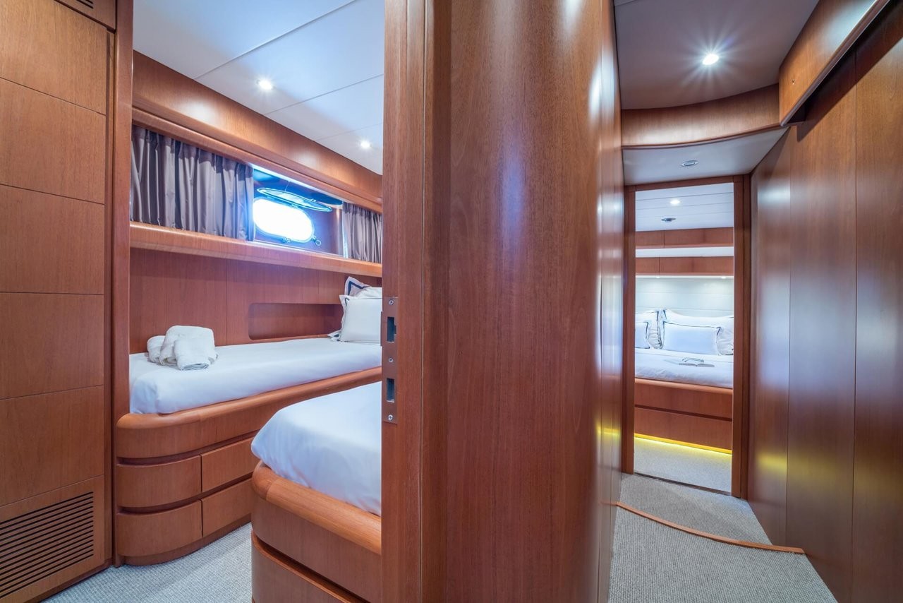 Maiora 20S, Jantar | Yacht Charter Croatia