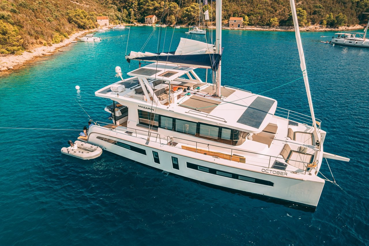 Mazarin 55, October | Yacht Charter Croatia