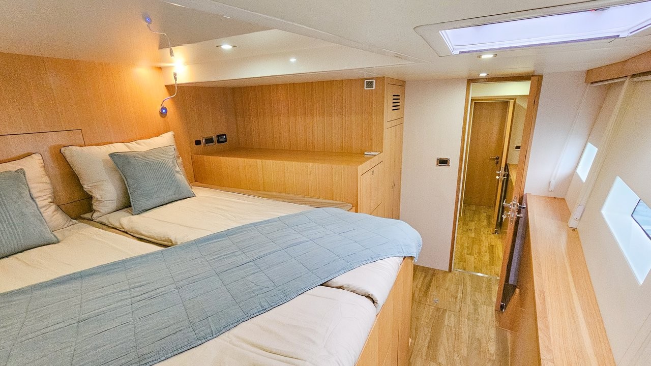 Mazarin 55, October | Yacht Charter Croatia