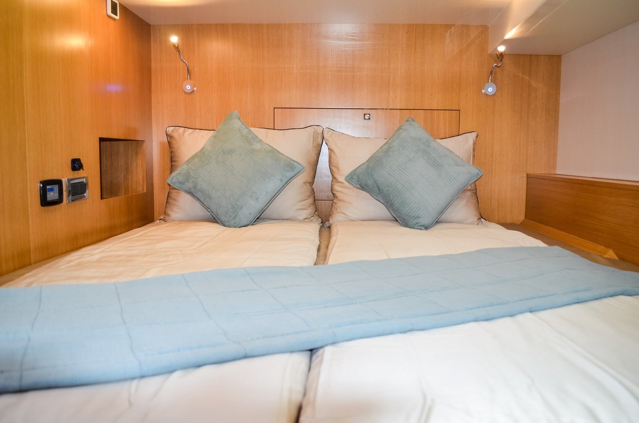 Mazarin 55, October | Yacht Charter Croatia