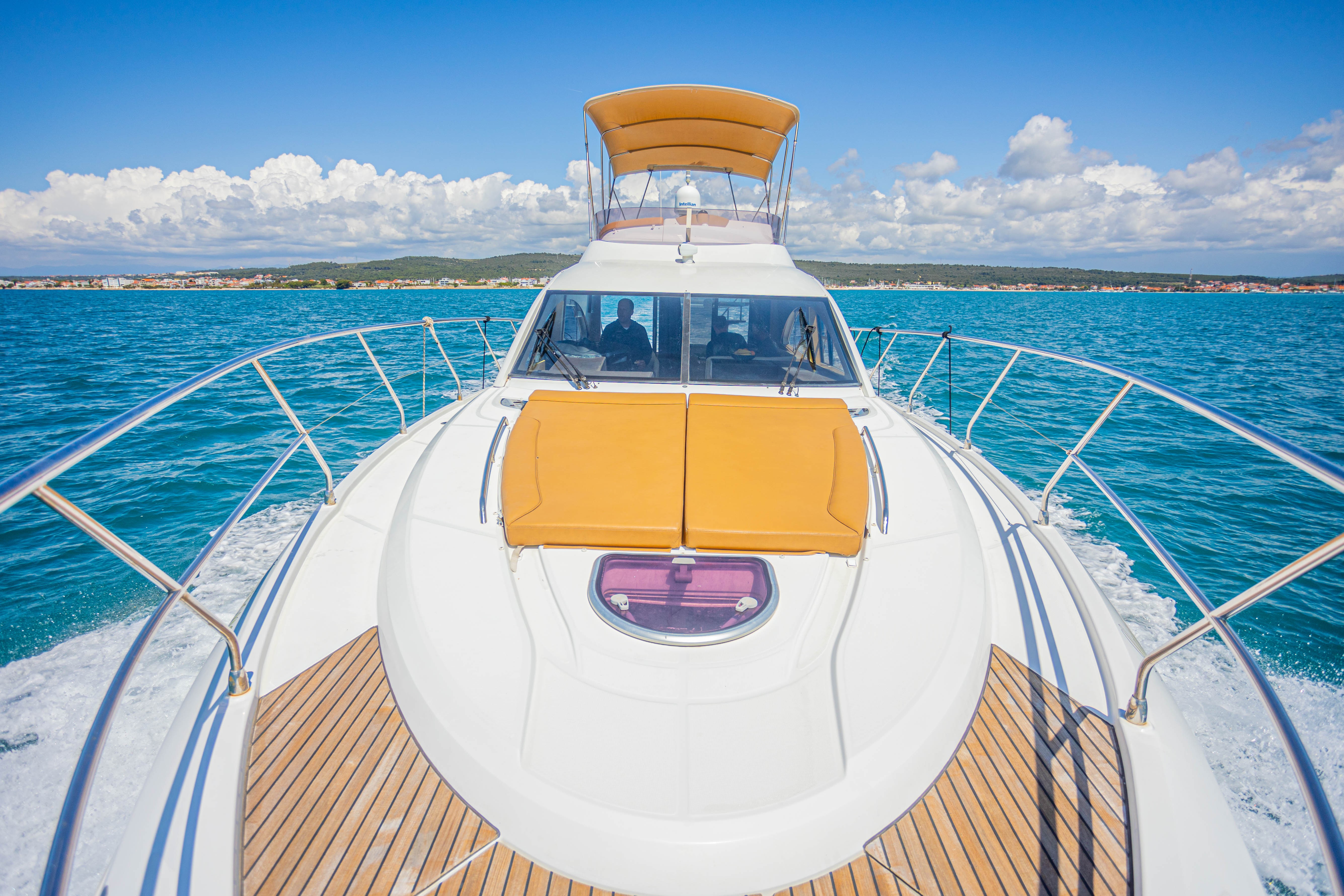 Monte Carlo 47, Lamona | Yacht Charter Croatia