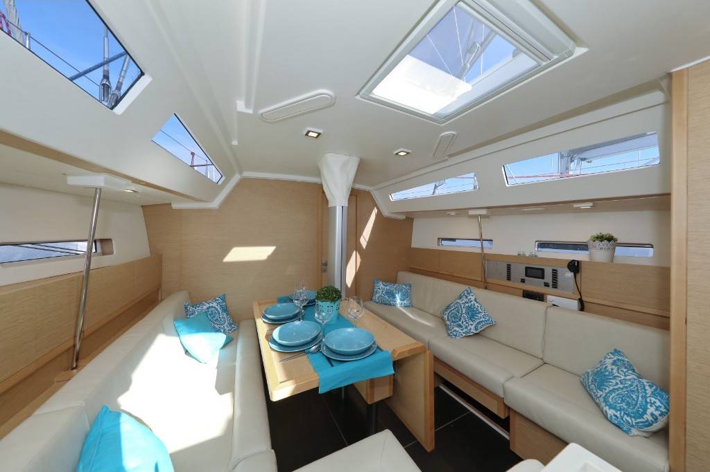 More 40, One More Time | Yachtcharter Kroatien