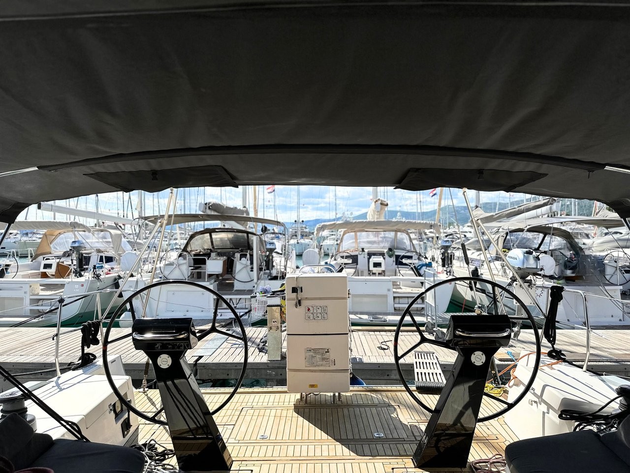 More 55, More Grey | Yacht Charter Croatia