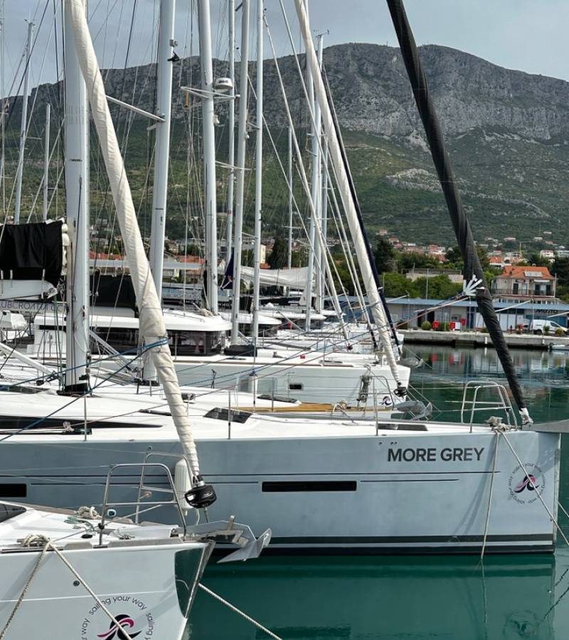 More 55, More Grey | Yacht Charter Croatia