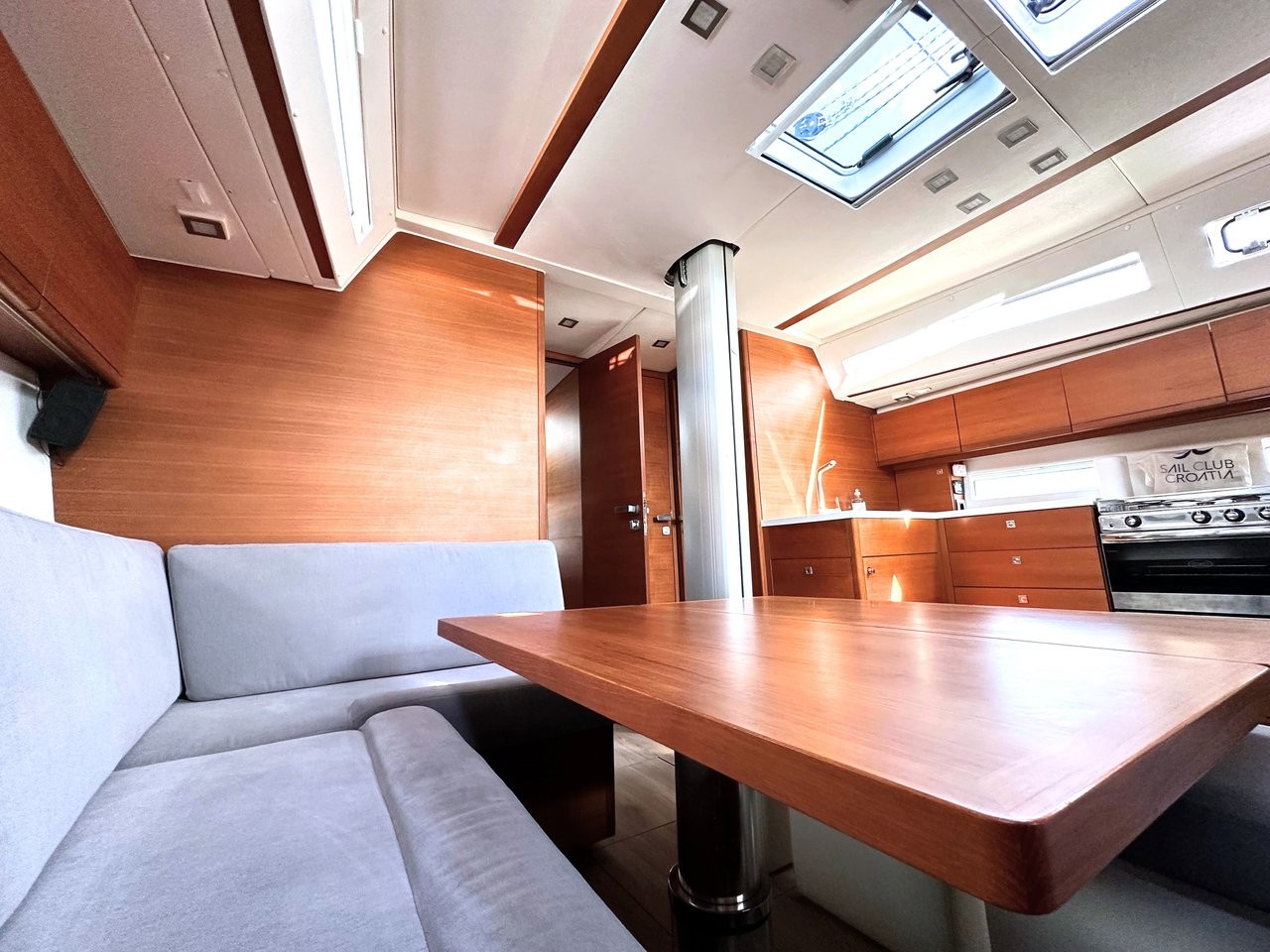 More 55, More Grey | Yacht Charter Croatia