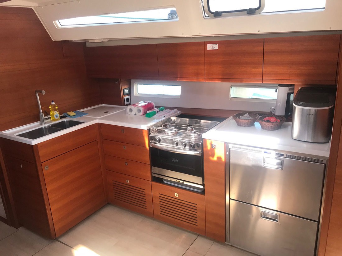 More 55, More Relax | Yacht Charter Croatia