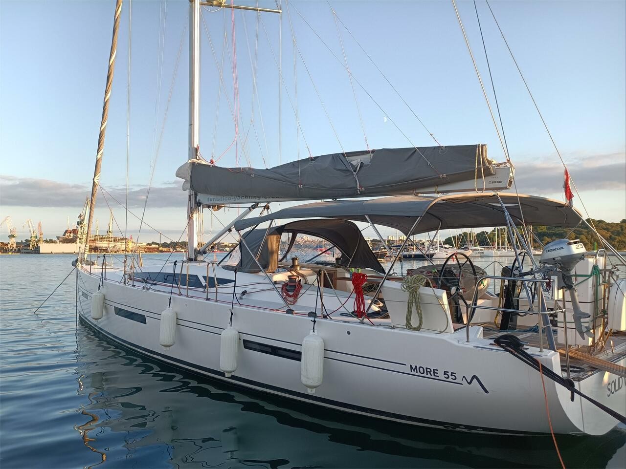 More 55, Solid White | Yacht Charter Croatia