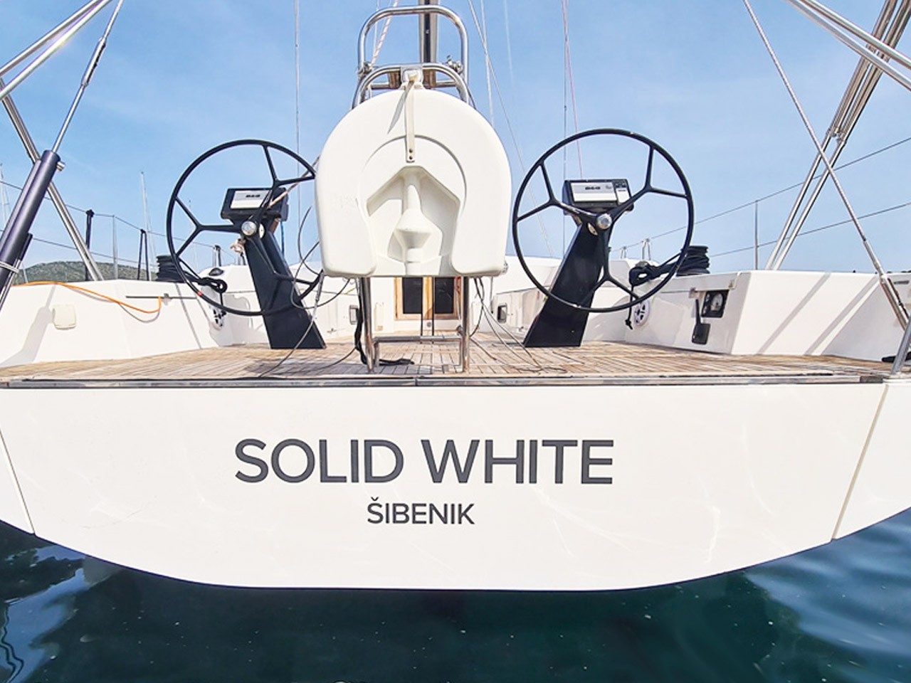 More 55, Solid White | Yacht Charter Croatia