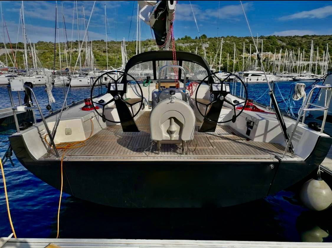 More 55, Nadja | Yacht Charter Croatia