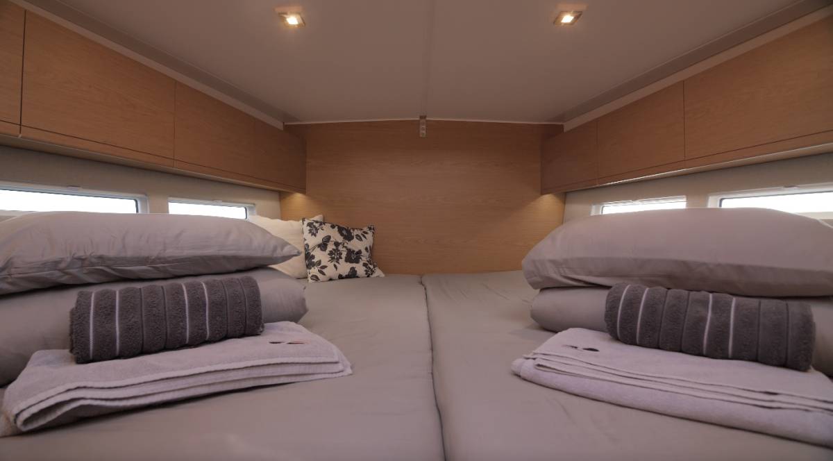 More 55, Metalika | Yacht Charter Croatia