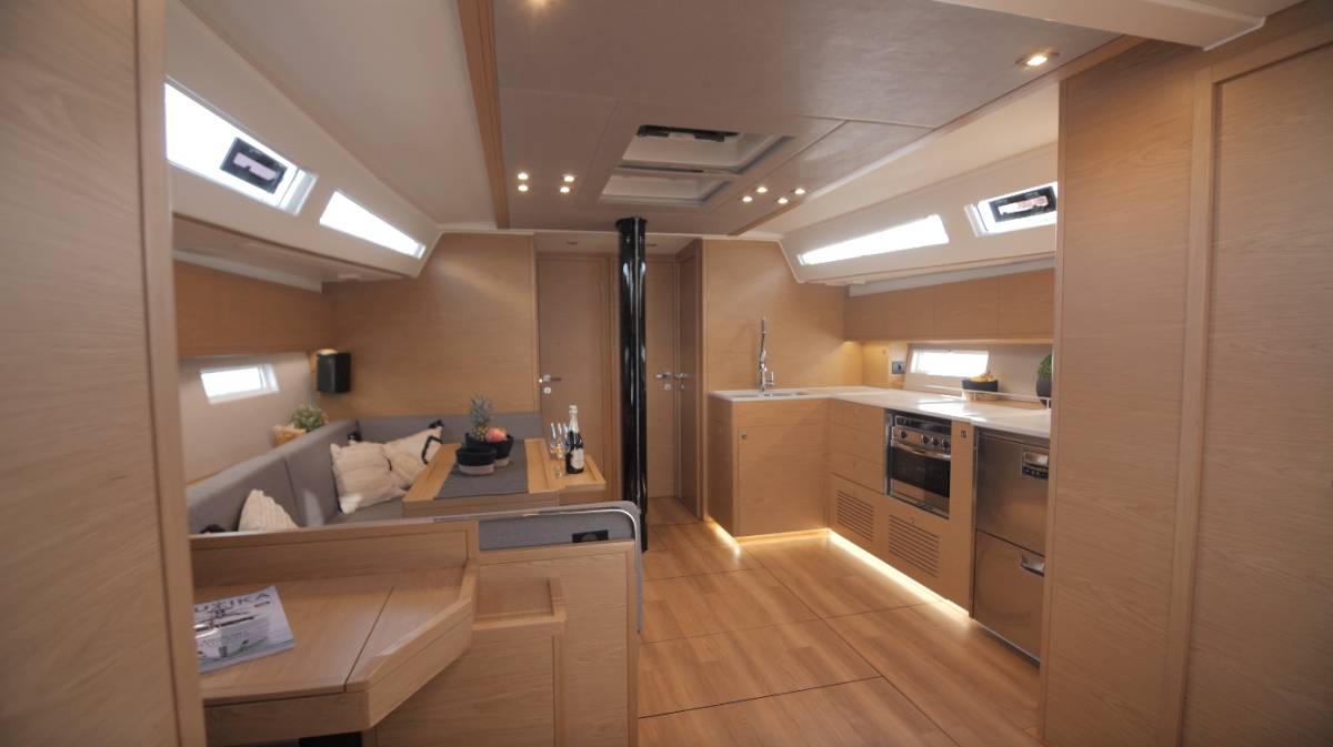 More 55, Metalika | Yacht Charter Croatia